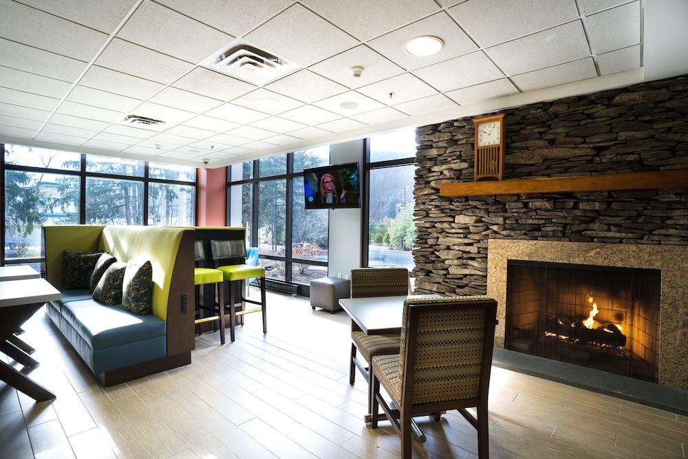 Hampton Inn Clarks Summit Экстерьер фото