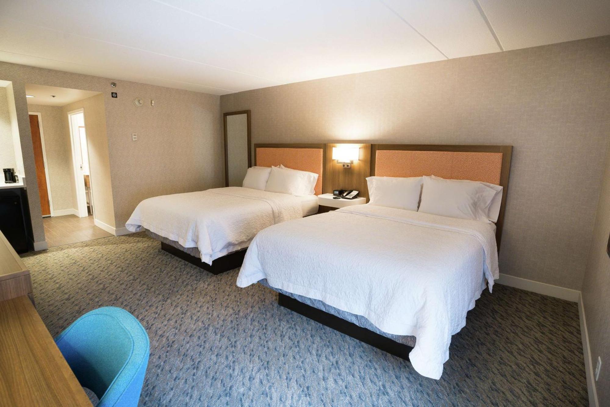 Hampton Inn Clarks Summit Экстерьер фото